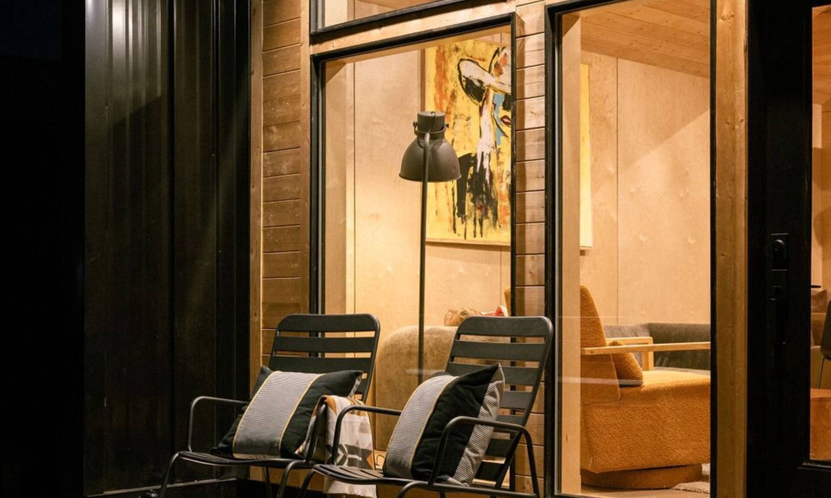Last Chance Cabin | Yellowstone Peaks Hotel
