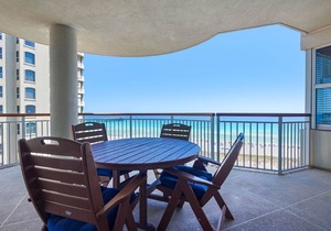 Beach Colony West 8B/2BR Gulf Front w/Chair Service & Onsite Management in Navarre Beach