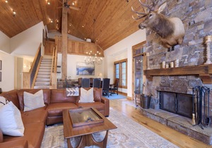 Big Sky Vacation Rentals: Cowboy Suite 2D in Big Sky