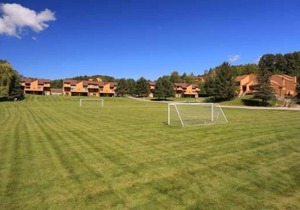 Close to Golf Courses, Nubs Nob and Boyne Skiing, Trout Creek Condo #115 - 3 Bdrms, 2 Baths in Harbor Springs