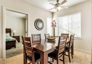 Downtown Condo Near Convention Center (Disability Access)