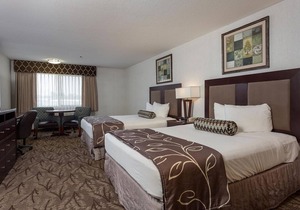 MAJESTIC IDAHO FALLS, 2 LOVELY UNITS! POOL, SPA, JACUZZI!