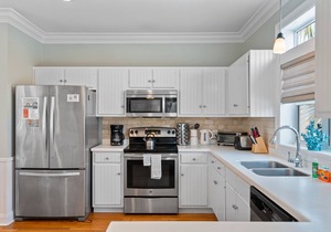 Private Pool Less than a Minute to the Beach! Private Access. in Santa Rosa Beach