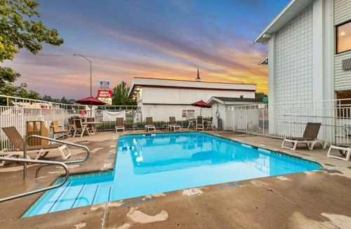 Ogden Apartment | 1 Full Bed | Non-Smoking