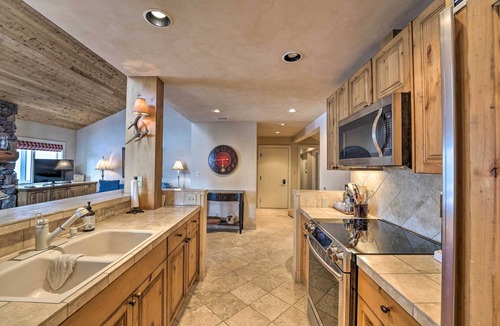 Elkhorn Condo | 1 Mi to Slopes: Sun Valley Ski Getaway!