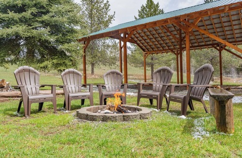 Ashton Cabin | 11 Acres on National Forest - Hot Tub - 5 Cabin Retreat Near Yellowstone