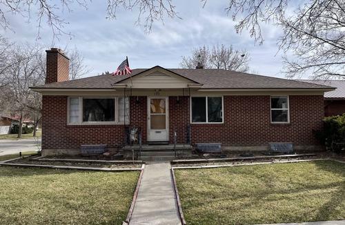 Idaho Falls House | 1950s Brick Charmer