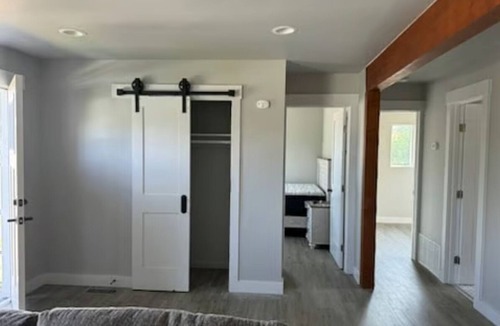 Santa Rita House | 2-bedroom Duplex in peaceful Cut Bank, Pet-friendly Utilities and Wi-Fi included