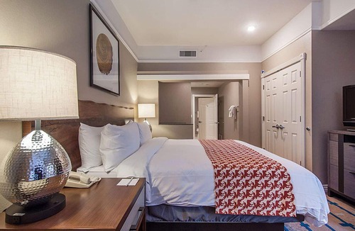 Downtown Park City Resort | 2 Bedroom - Marriott Summit Watch - Walk to Town Lift & Full Access to Resort!