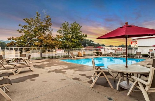 Ogden Hotel | 2 Full Beds | Hearing Access Nsmk Micfridg