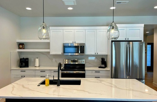 Driggs House | 2 Modern Townhomes 6 BR 2 Hot Tubs Perfect for Large Groups Near Targhee