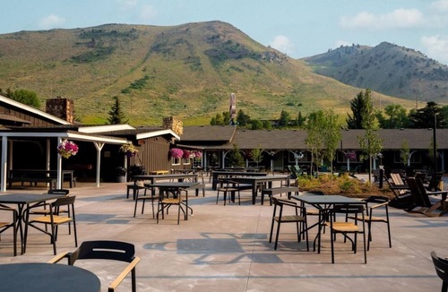 Jackson House | 2 Rooms: Retro Lodge w/Heated Pool & Fire Pits in Jackson Hole