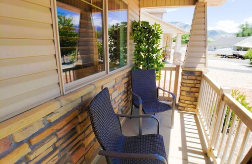 Ogden House | 25 Min to Skiing+Private Home+Hot Tub+Fenced Yard+Gazebo+BBQ+Views+2 Car Garage!