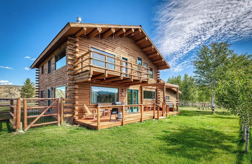 Stanley Cabin | 3-bedroom cabin in fantastic Stanley with WiFi