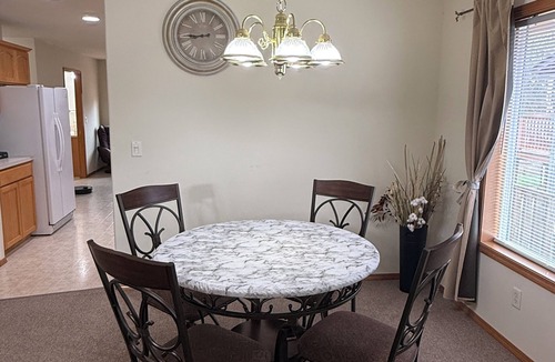 Gresham House | 3 Bedroom House in Peaceful Suburban Neighborhood