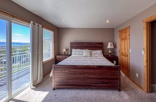 Harbor Village Condo | 3 Bedroom Lake View Condo 874 #1 (Bear`s Den)