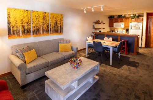 Snowbird Apartment | 3402 - One Bedroom Deluxe - Powderhorn Lodge