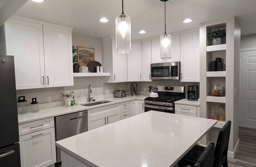 Cottonwood Heights House | 4 Bed Ski Home w/Hot Tub & Arcade!