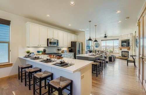 Bear Hollow Village House | 5410 Cross Country Mountain Ski Getaway with Hot Tub Pool