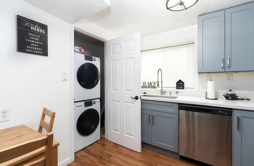 Millcreek House | 55` LED, Coffee WOW - Mins to Zion, Ski & Trails