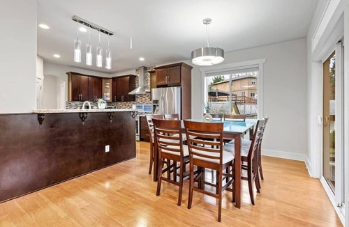 Renton House | 5BR Home, Quiet Neighborhood, Near I-5&The Landing