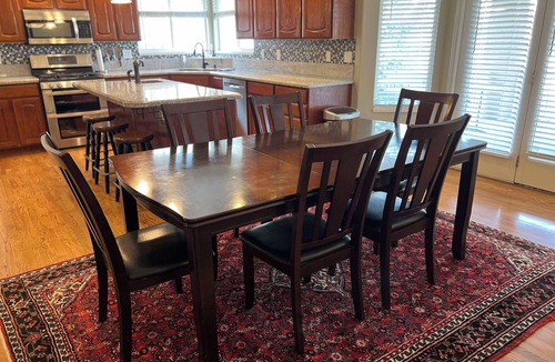 Snowbird House | 6 Bedroom, 4.5 Bathroom, 2 Kitchen - Spacious & Clean in Quiet Neighborhood
