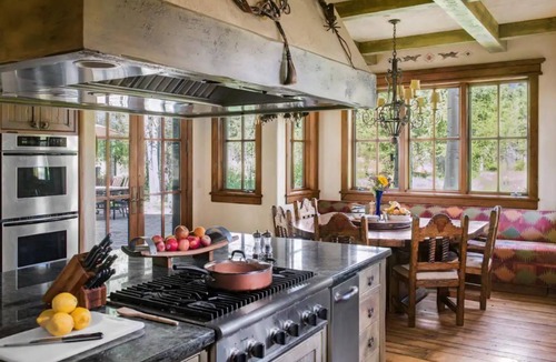 Jackson House | 67-acre Snake River ranch