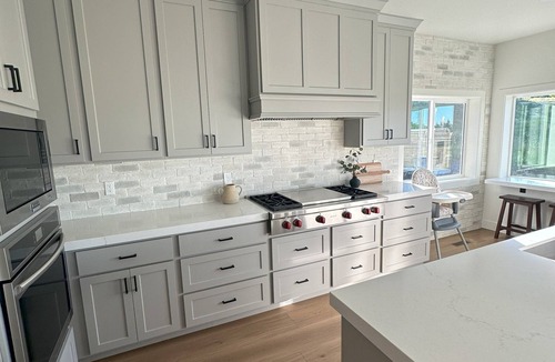 Harbor Village House | 8 bedrooms, 2 Bunk Rooms, Hot Tub, Pool, and Walking Distance to Restaurants