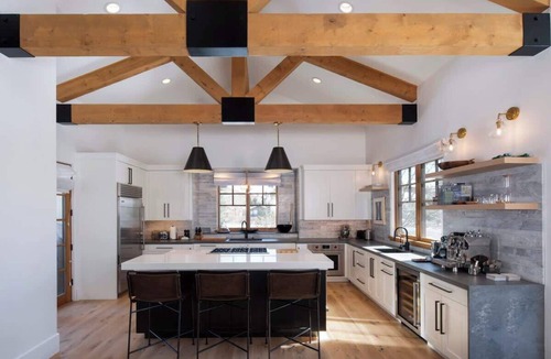 Elkhorn Village Condo | Abode at Cascade Lodge, hot tub, Sun Valley
