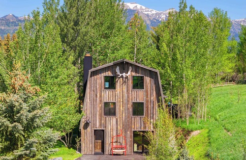 Jackson Hole House | Abode at Luxe Barnhouse, teton views, hot tub