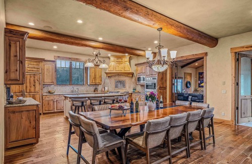 Oakley House | Abode at Trail Creek Canyon, views, hot tub, games