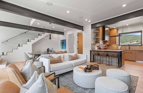 The Timbers House | Abode at White Owl, ski-in, private hot tub, mountain retreat