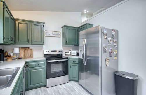 Idaho Falls House | Adorable home for everyone with WiFi, AC, and a fully fenced yard