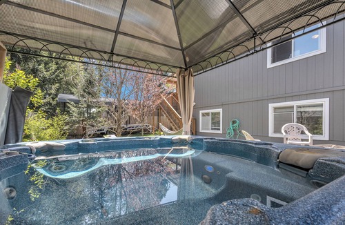Coeur d'Alene House | Adventure Haus Hayden Lake-Family Fun with Hottub!