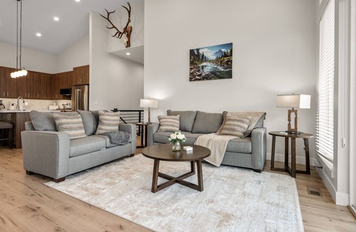Wolf Creek House | Alpine Vista B9 | Hot Tub |Fire Pit |By Powder Mtn