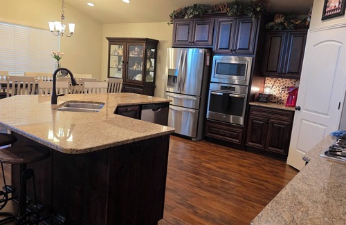 Layton House | Amazing spacious 5 bd 3.5 bth, Sleeps 15, Game Room, Pool Table, Outdoor space