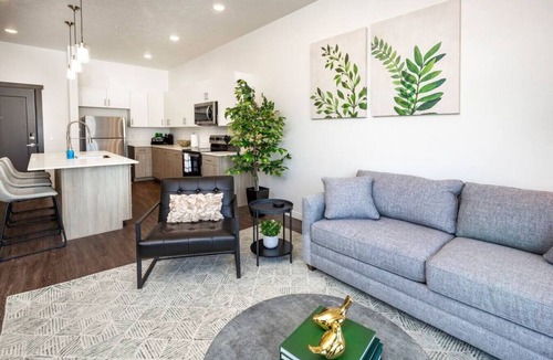 North Salt Lake Apartment | Apartment 2109 · Luxury style 1 bed 1 bath apartment