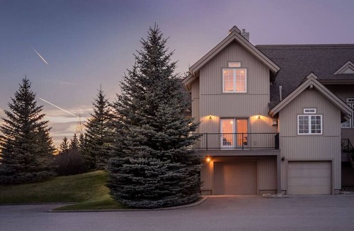Driggs Villa | Après Chalet – Luxury Town Home off Ski Hill Rd