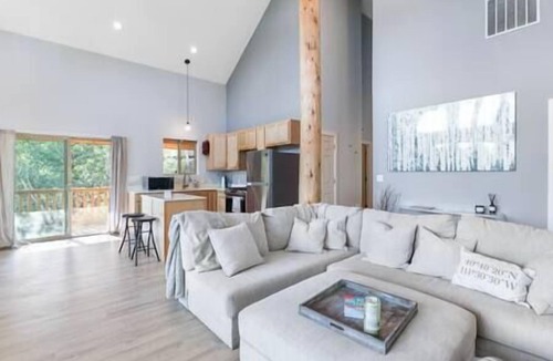 Tollgate Canyon House | Aspen Grove Cabin Above Park City with Hot Tub