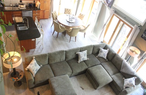 Alpine Northeast House | Awesome 3-bedroom house in Alpine perfect for your next getaway.