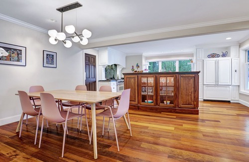 Bainbridge Island Villa | Bainbridge Island Pebble Garden Villa Waterfront