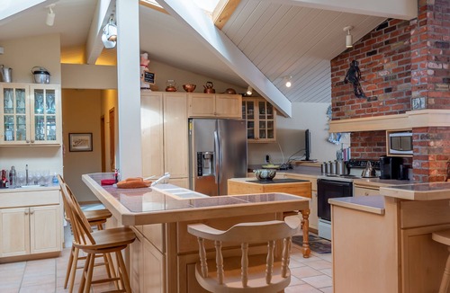 Warm Springs House | Baldy View Home - Sunny Home with Mountain Views & Large Private Yard