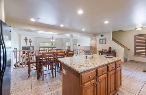 Bear Hollow Village House | Bear Hollow Hideaway! Private HOT TUB and Patio!