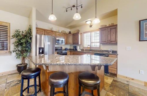 Bear Hollow Village House | Bear Hollow Village Townhouse with Community Pool - Ski the Slopes