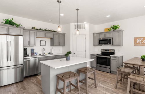 Garden City House | Bear Lake Retreat - Boat and Trailer Parking