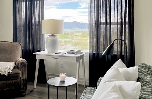 Bozeman Condo | Beautiful guest apartment with breathtaking views of the Bridger Mountains