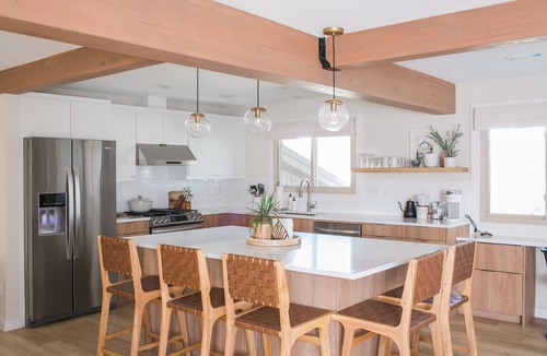 Fairwood House | Beautiful Modern Home - Heated Indoor Pool