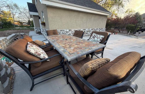 Lindon Cottage | Beautiful, new 2-bed + loft cottage in quiet Lindon by temple. Sleeps 6. Gated.