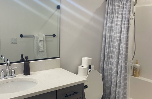 Idaho Falls House | Beautiful new build with everything your family needs! (Pet Friendly)