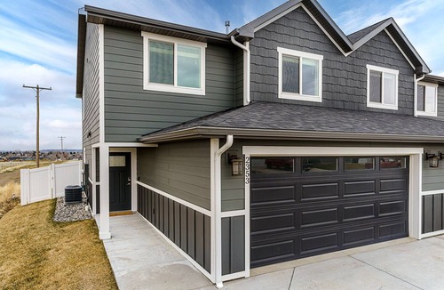 Billings House | Beautiful new construction 3-bedroom duplex townhome-